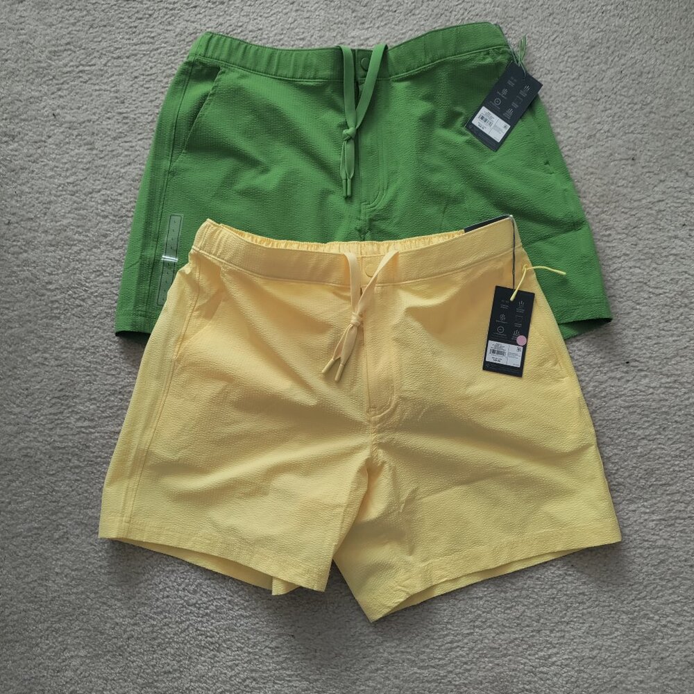 (2) New VRST Relaxed 6" Resort Shorts Seersucker Green & Yellow Moisture Wicking